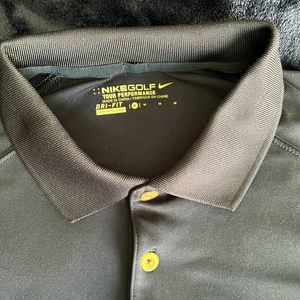 Men’s Nike Dri-Fit Polo Dark Blue Medium size - smoke free home